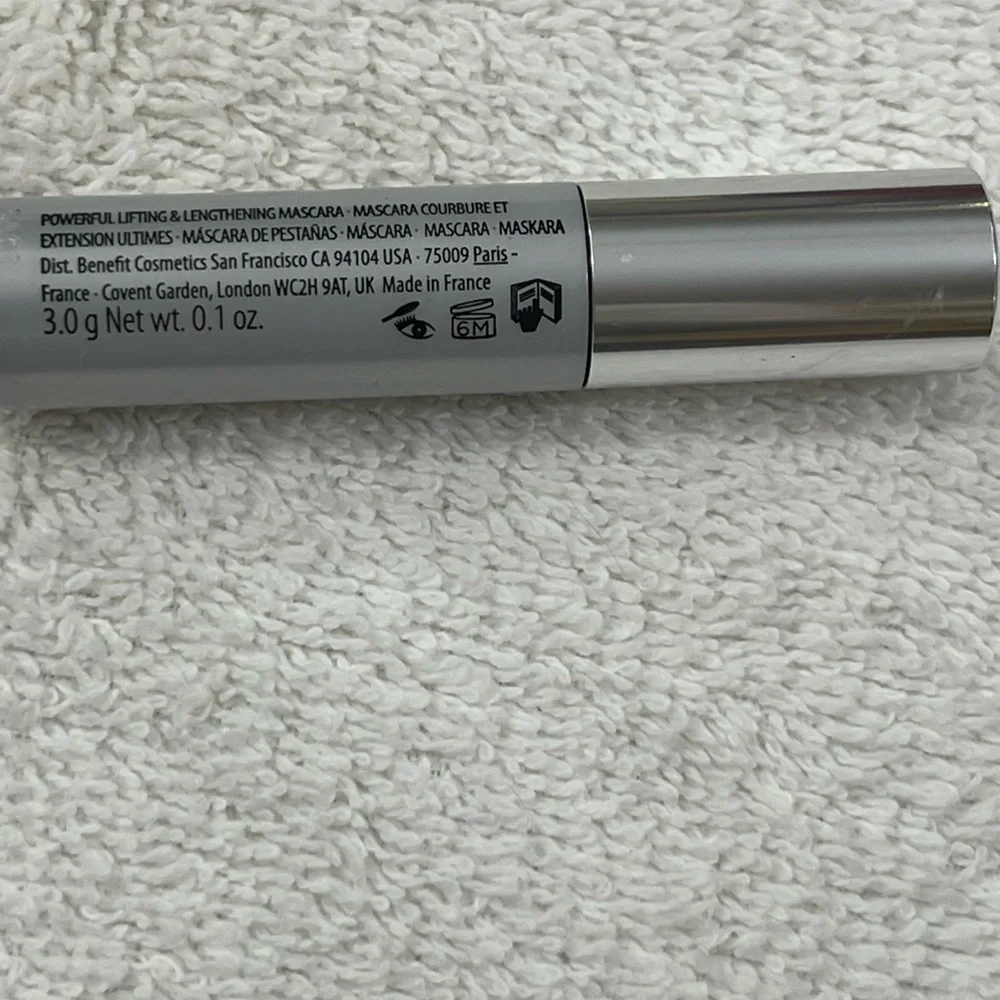 Benefit They're Real! Magnet Mascara - Picture 2 of 2